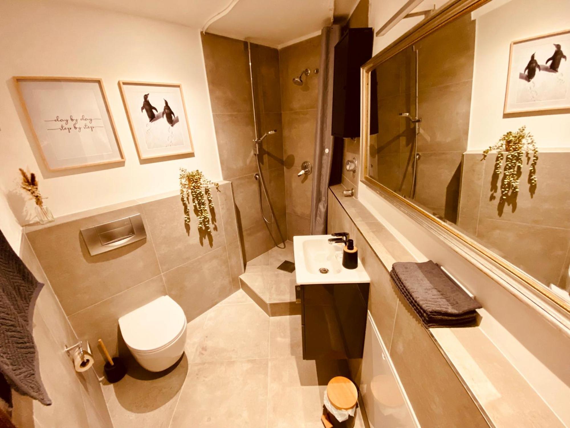Living With Soul - Appartement Ueber Den Daechern Von Wiesbaden Ngoại thất bức ảnh